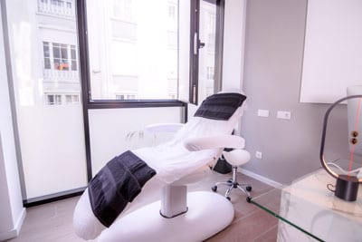 Ergonomic chair for patients