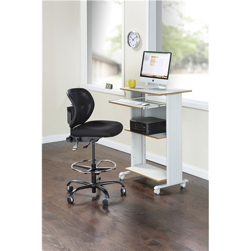 Vue™ Heavy Duty Stool