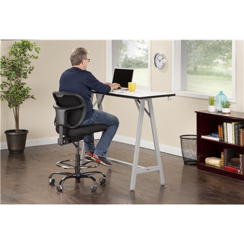 Vue™ Heavy Duty Stool