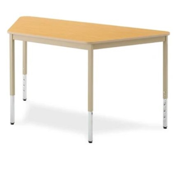 Products/Alumni/Honor-Roll-Trapezoid-Table1.JPG