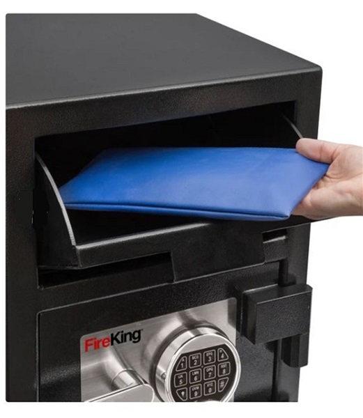 Products/Fireproof-Files--Safes/depository-safe3.JPG